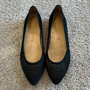 Vionic Black Suede Flats